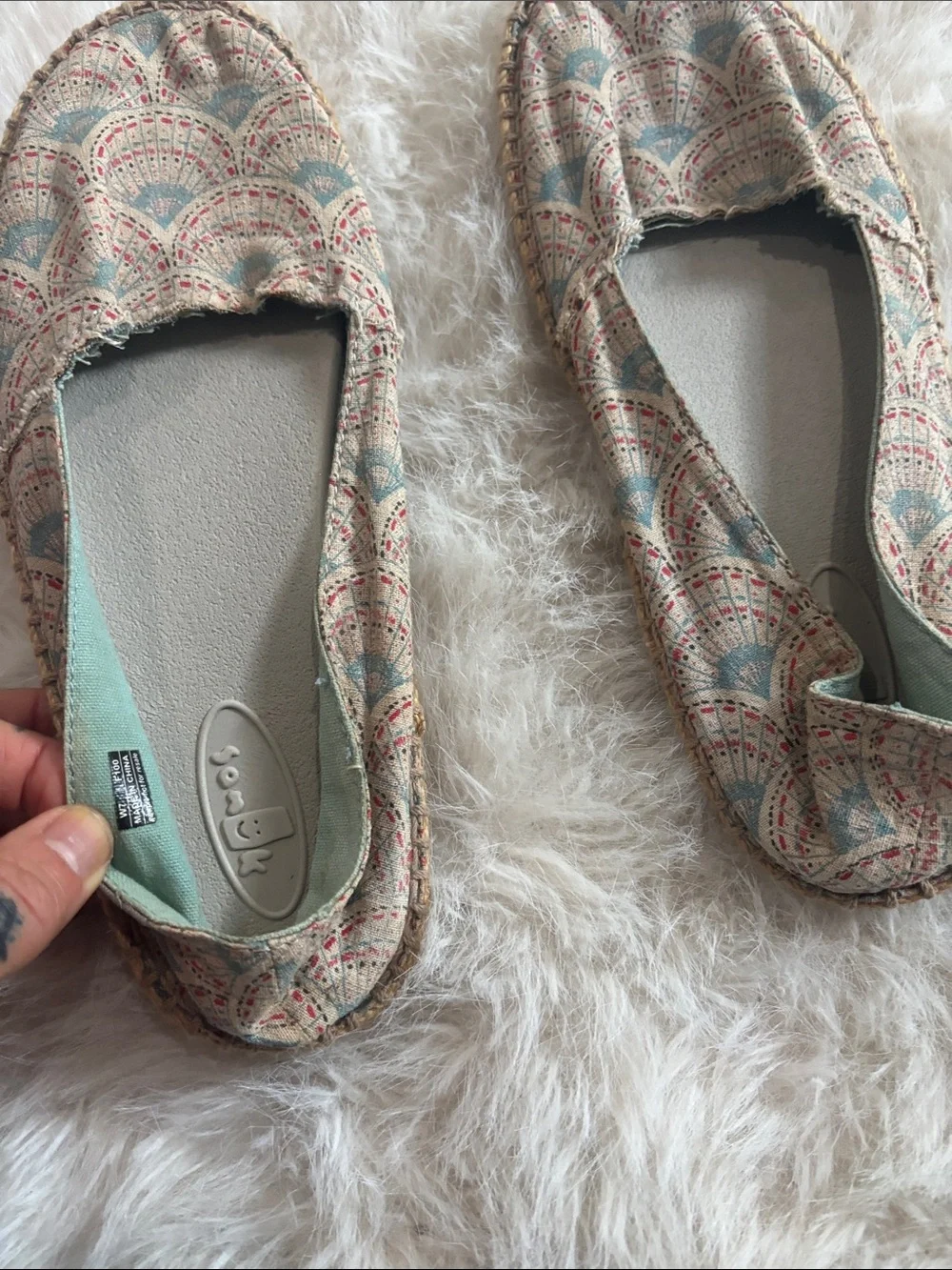 Sanuks Women's Slip-On Espadrilles in Cream and Teal Pattern